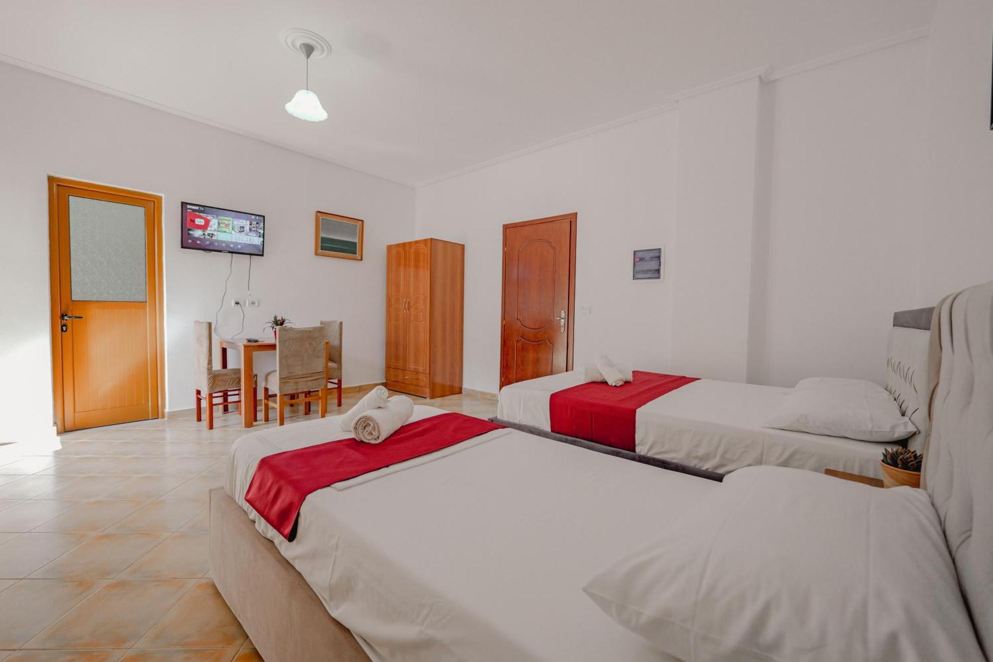 Cozy Apartments Downtown Ksamil Ngoại thất bức ảnh