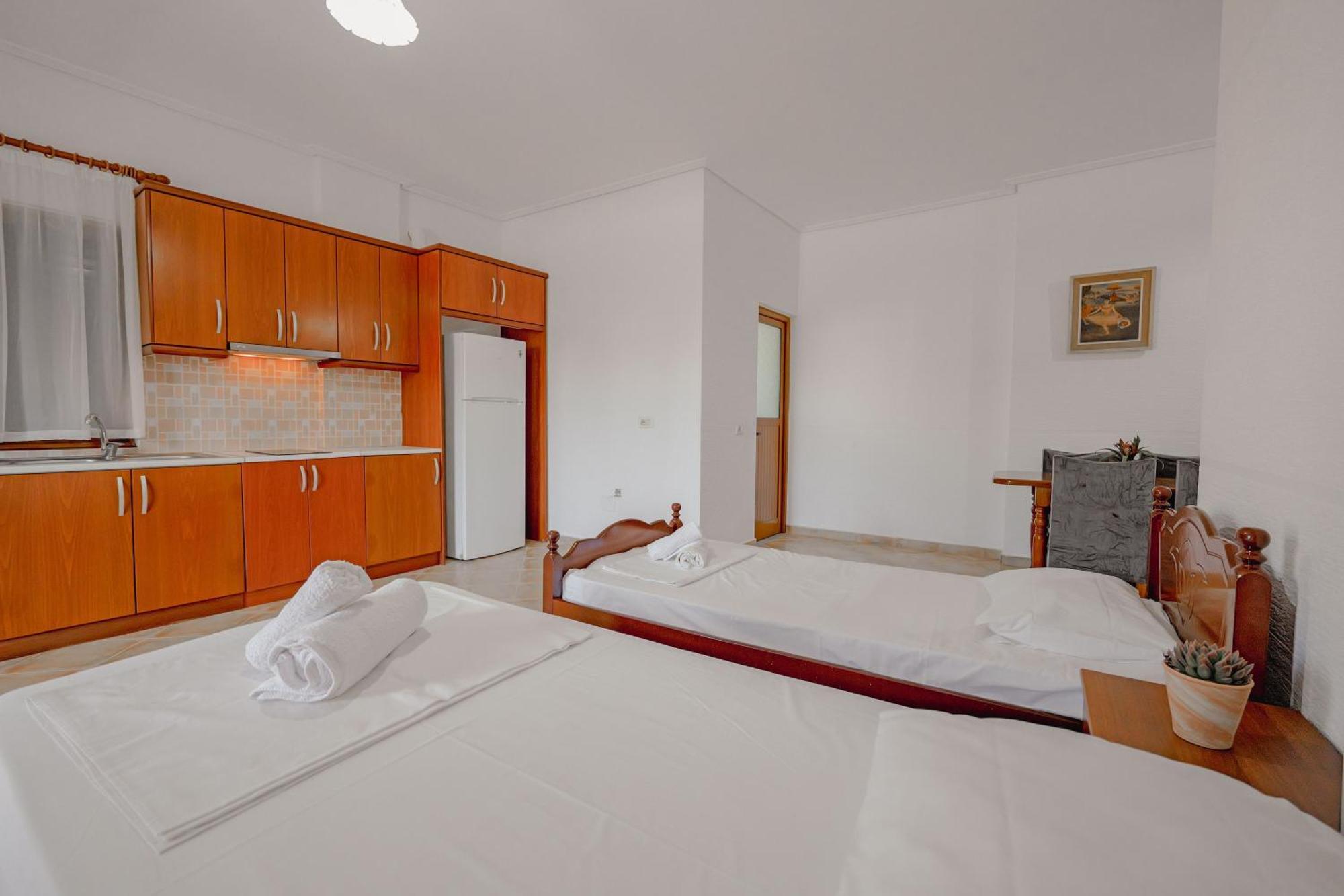 Cozy Apartments Downtown Ksamil Ngoại thất bức ảnh