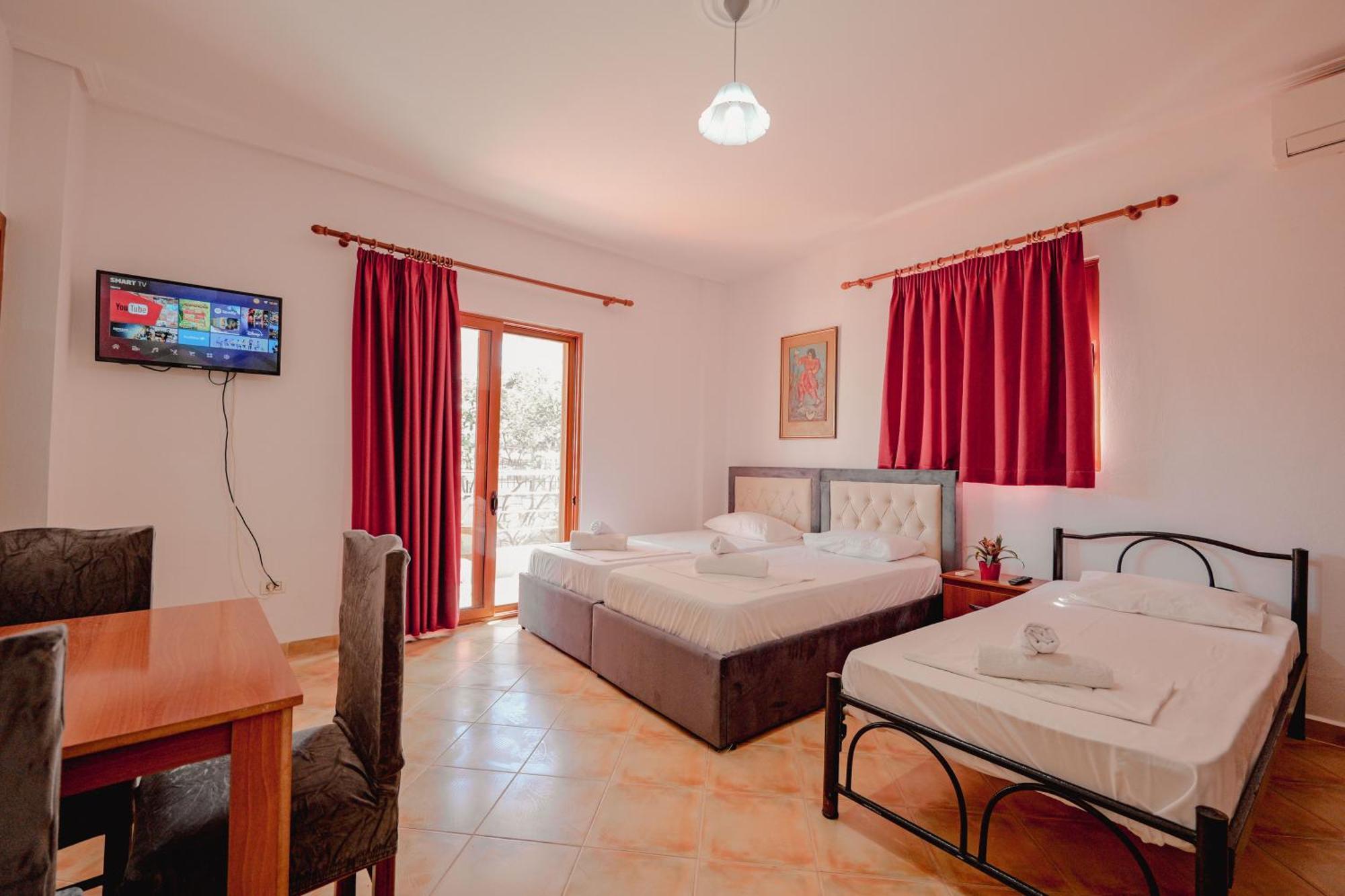 Cozy Apartments Downtown Ksamil Ngoại thất bức ảnh