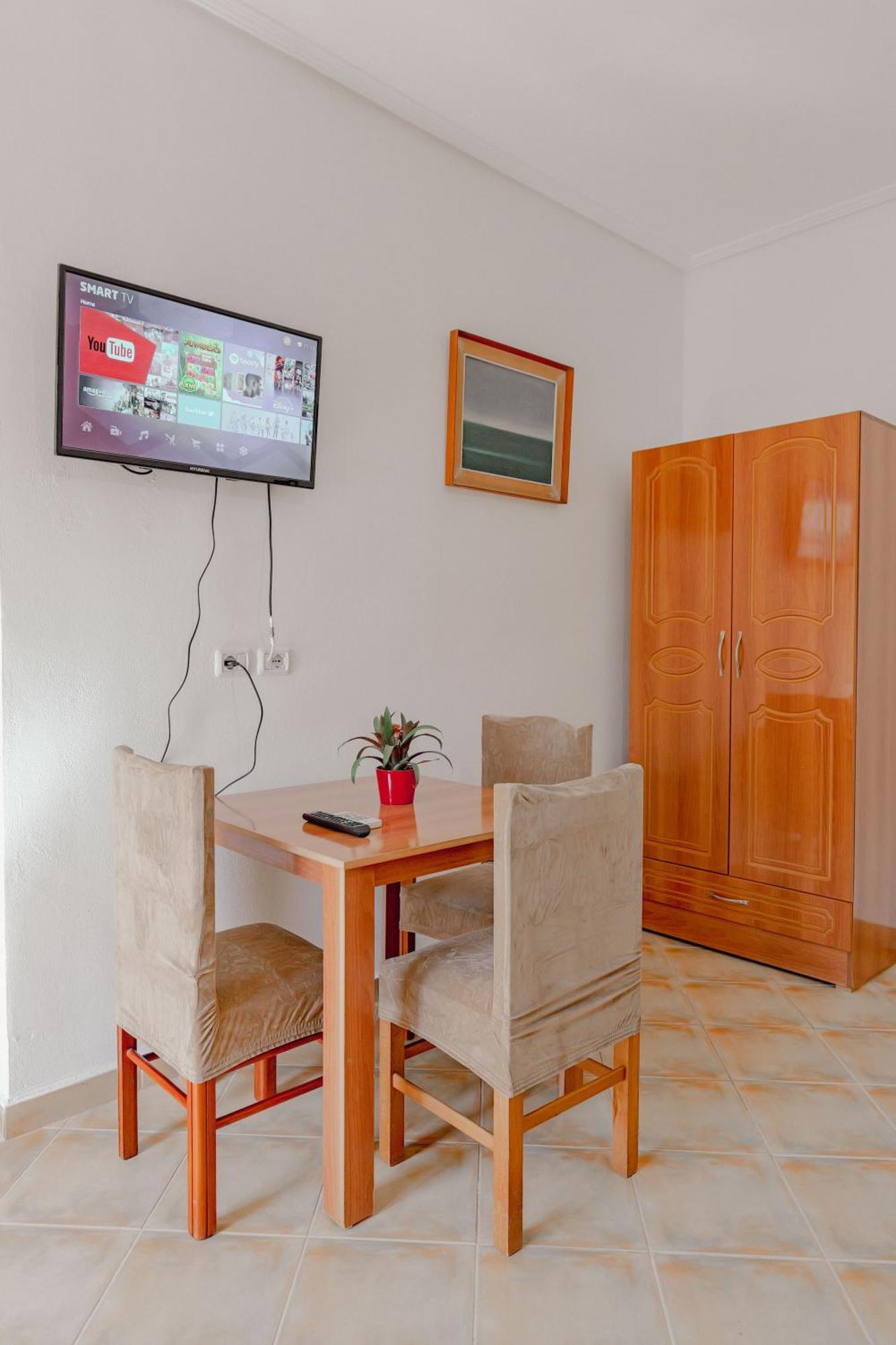 Cozy Apartments Downtown Ksamil Ngoại thất bức ảnh