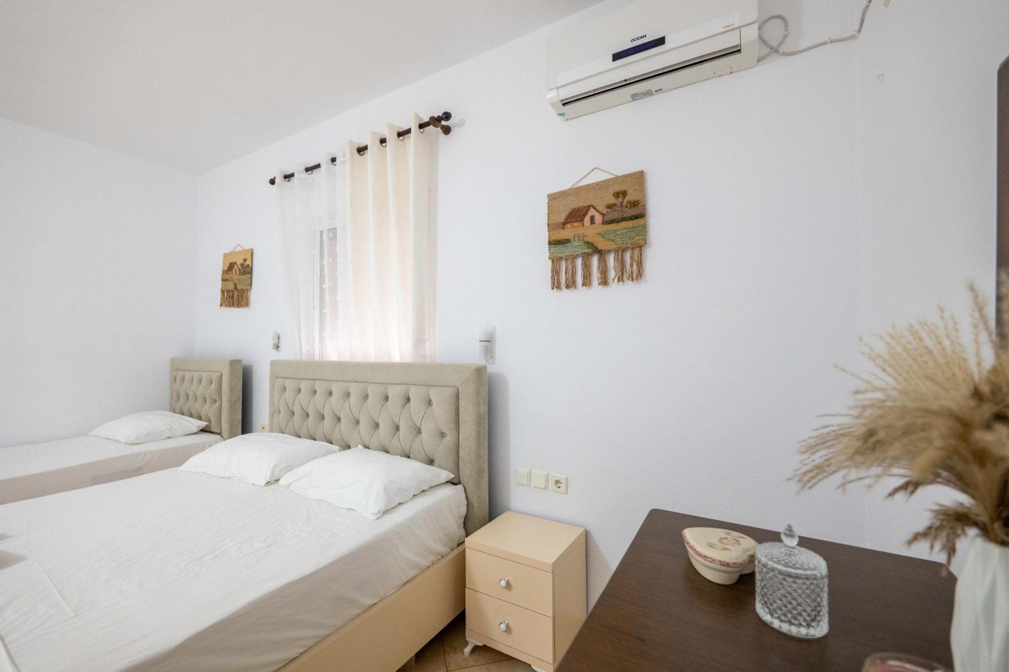 Cozy Apartments Downtown Ksamil Ngoại thất bức ảnh