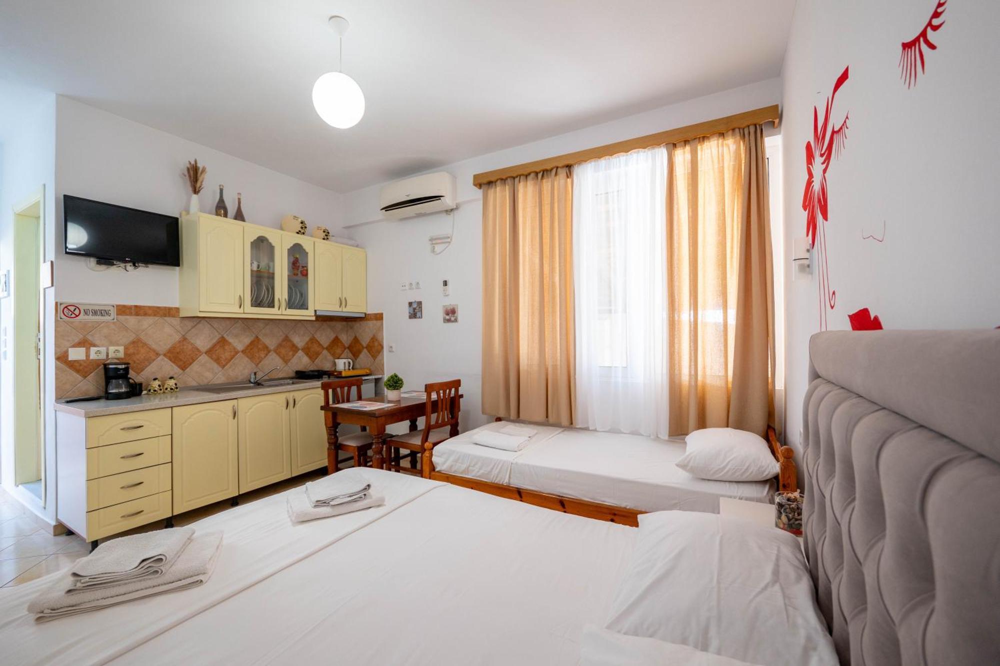 Cozy Apartments Downtown Ksamil Ngoại thất bức ảnh