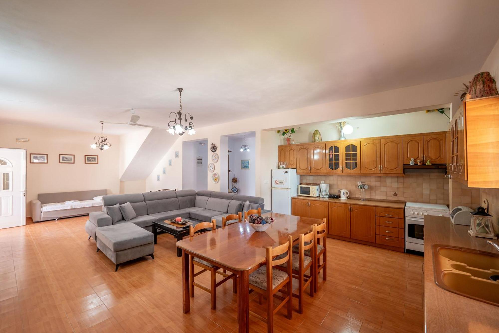 Cozy Apartments Downtown Ksamil Ngoại thất bức ảnh